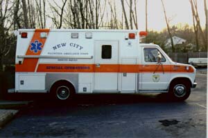 244 1989 Ford Lifeline Ambulance